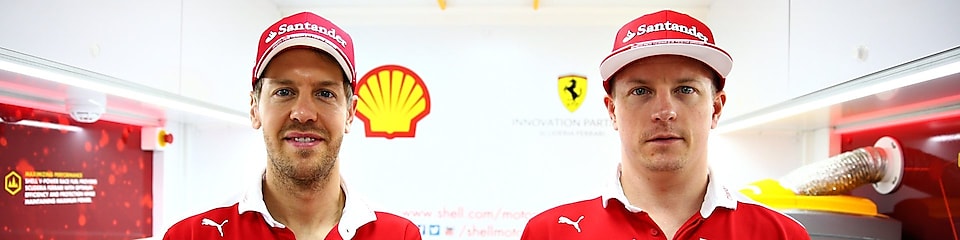 Sebastian Vettel y Kimi Raikkonen promocionando Shell V-Power